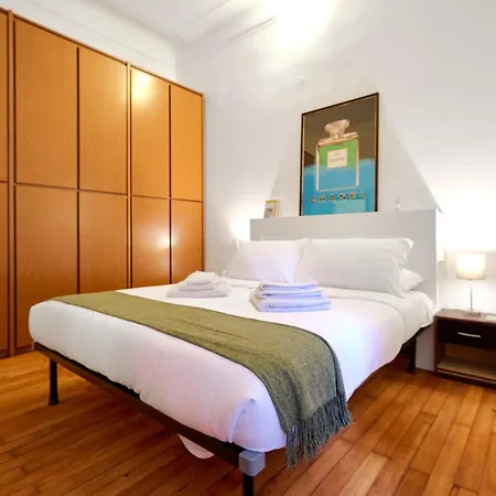 Appartamento Isola Suite, Urban Retreat In *