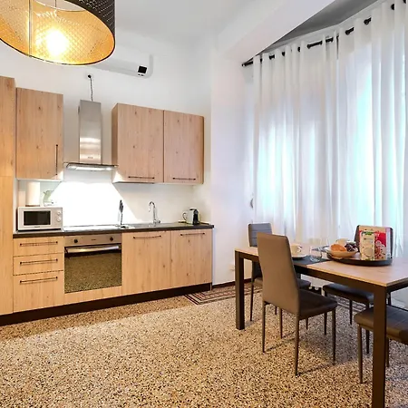 Isola Suite, Urban Retreat In *