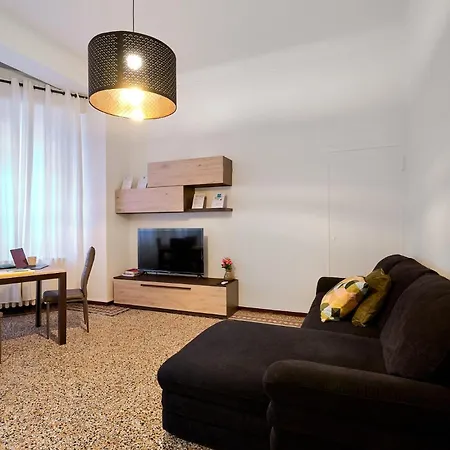 Isola Suite, Urban Retreat In Lägenhet
